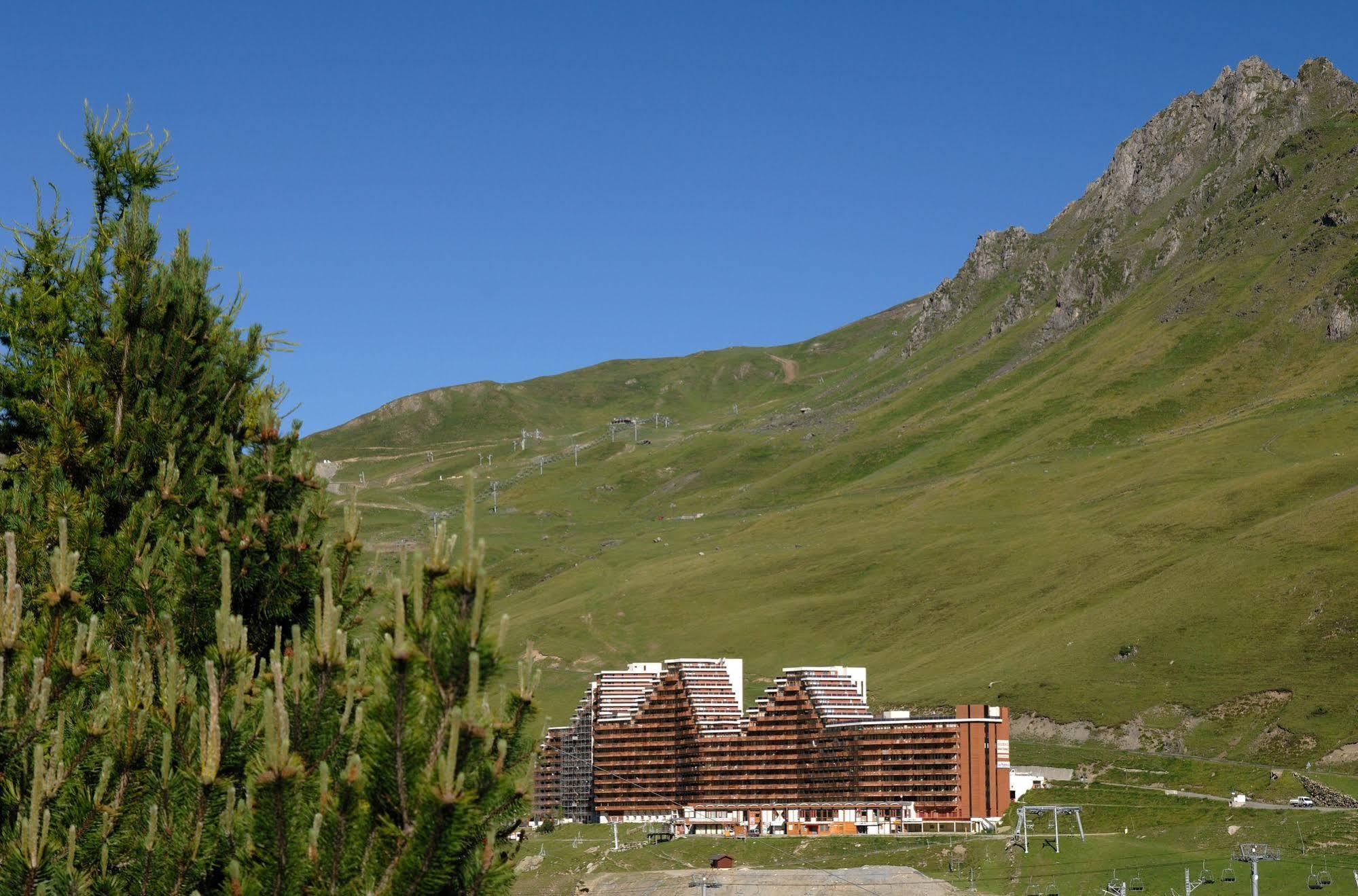 Pierre & Vacances Residence Le Montana La Mongie Buitenkant foto